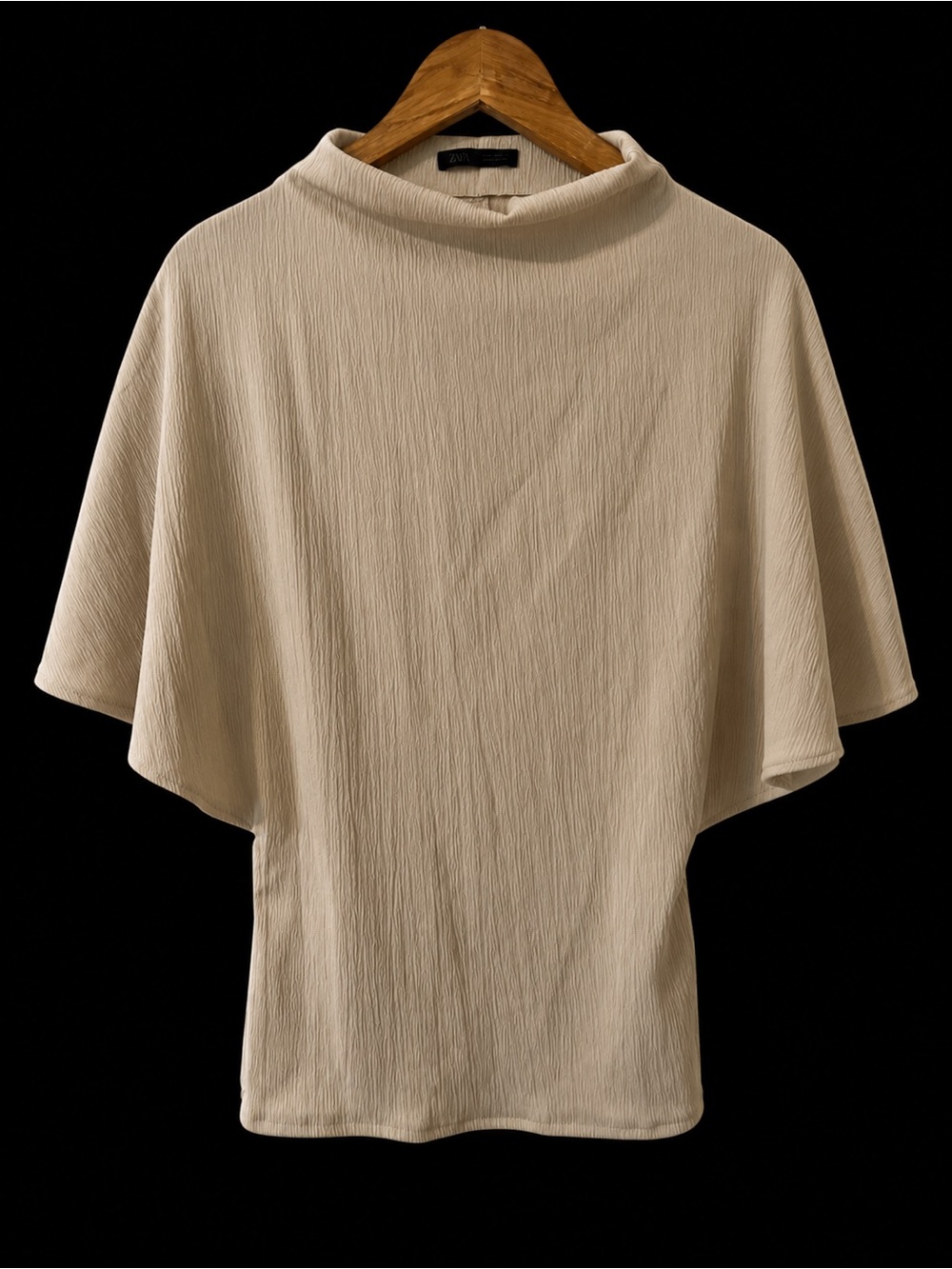 Zara Textured Mock Neck Short Sleeve Top Beige Size M EUC